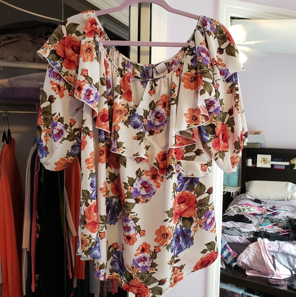 Forever21 Floral Off the Shoulder Top - 1X